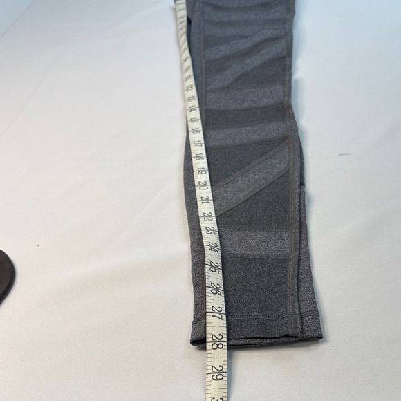 lululemon athletica Heather Gray Leggings - Picture 4 of 8